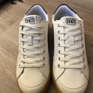 White Women’s Sneakers Nothing New size 9